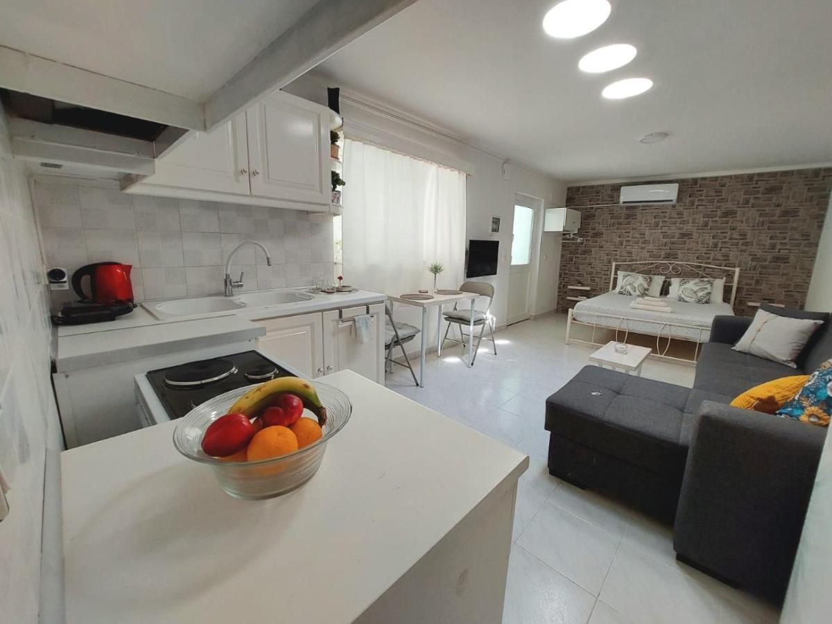 S For Studio - Detached, Close To City Center Chania  Buitenkant foto